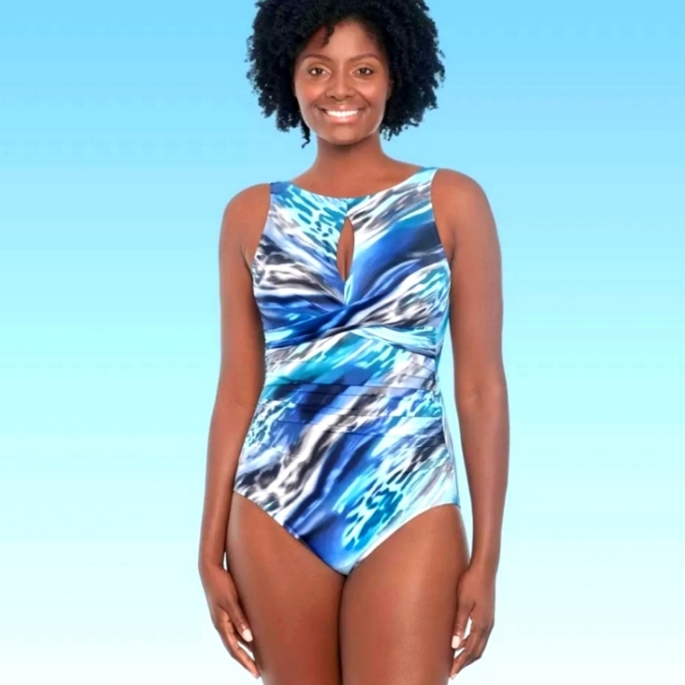 🆕️DREAMSUIT by Miracle Brands Slimming Control High Neck Keyhole 1pc Swimsuit